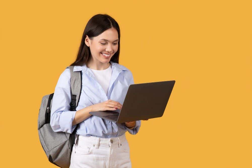 20 Laptop untuk Mahasiwa Terbaik, Harga Mulai dari 3–5 Jutaan!