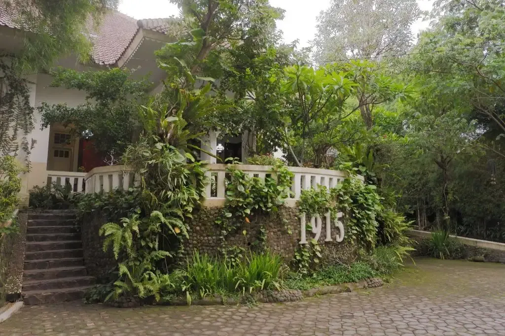 1915 Arts-Koffie-Huis.webp