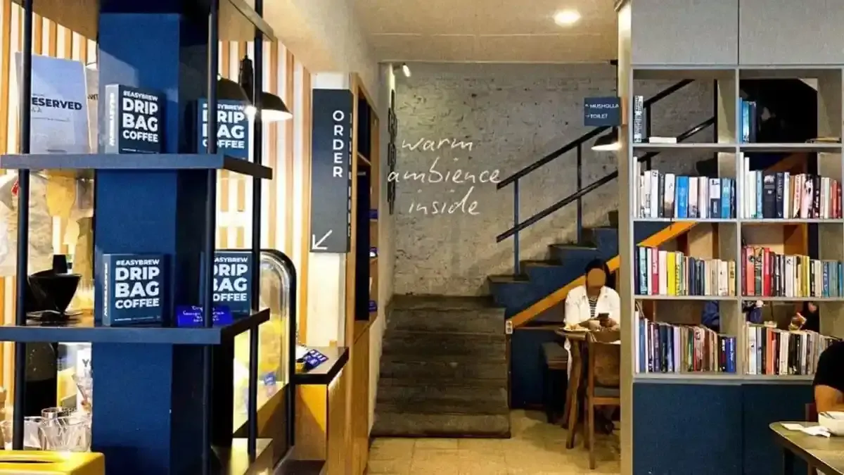 1. Blanco Coffee and Books.webp