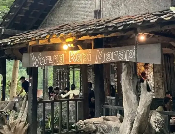 3. Warung Kopi Merapi.webp