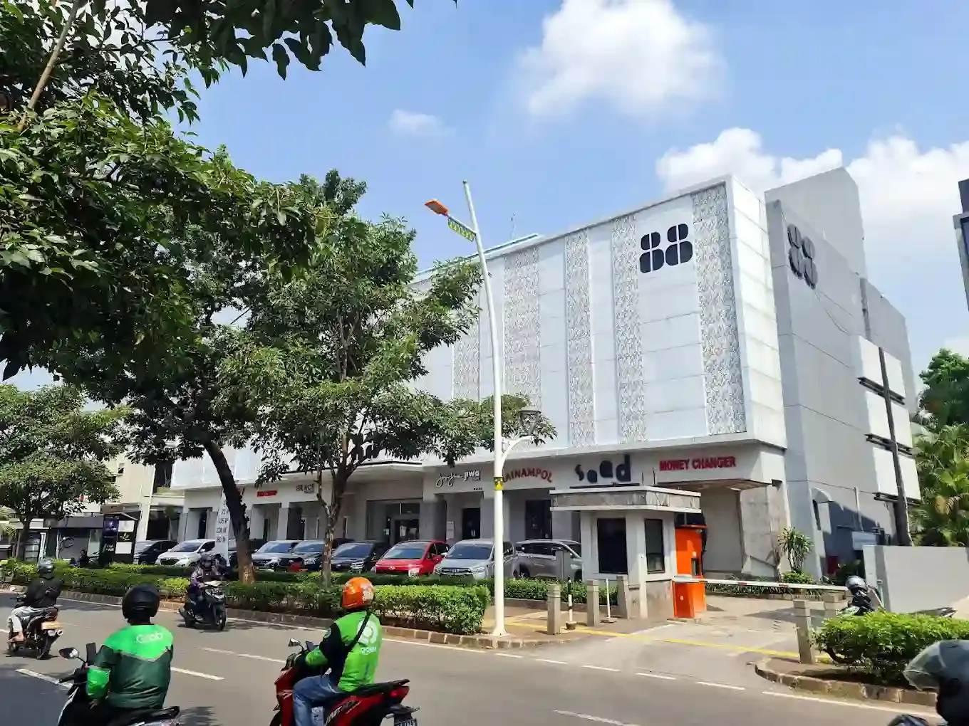 5. Komunal 88 Kemang.webp