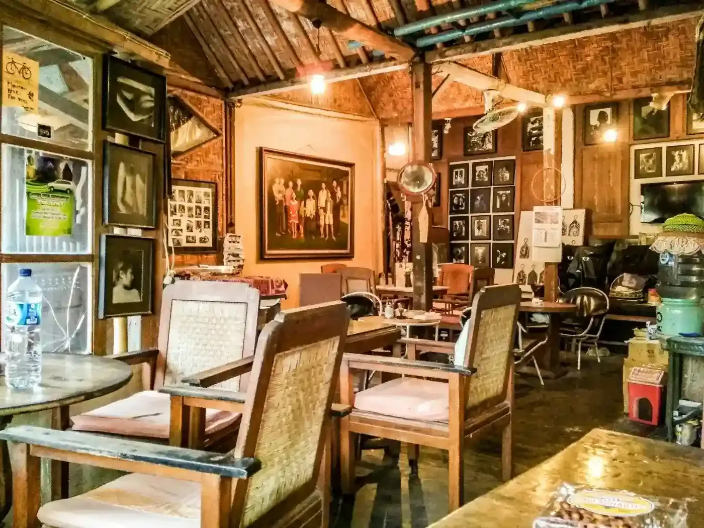 6. Water Castle Cafe.webp