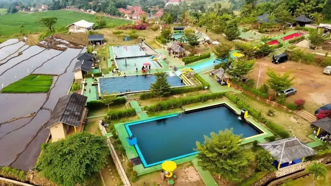 9. Side Land Kaduela.webp