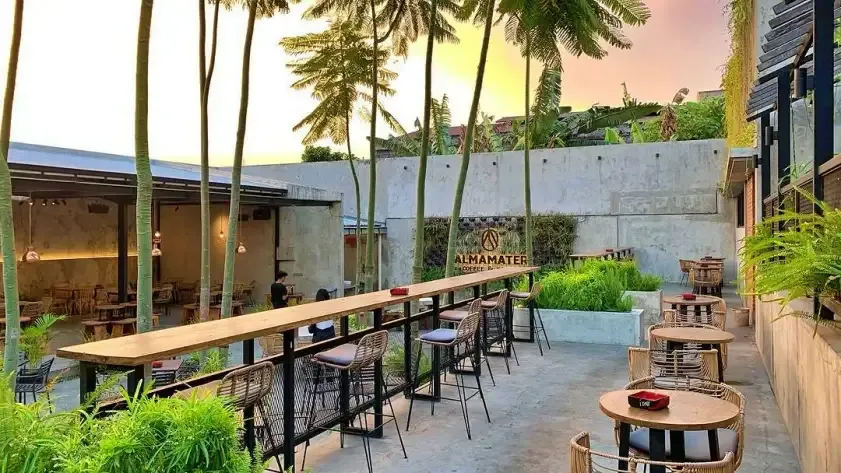 Almamater Coffee & Eatery Solo.webp