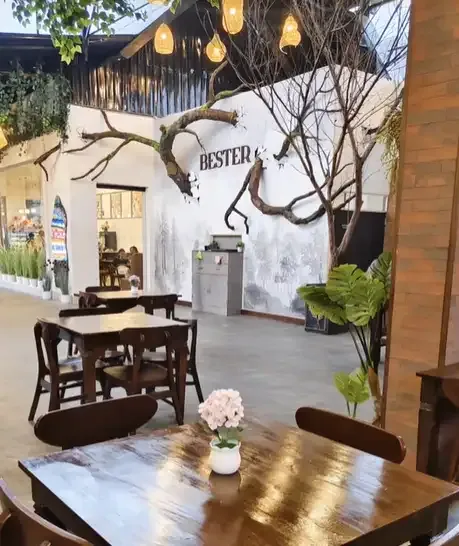 Bester Coffee & Pastry.webp
