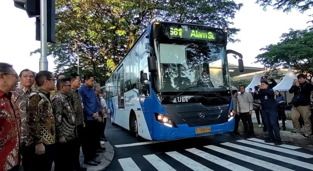 Busway TransJakarta S61.webp
