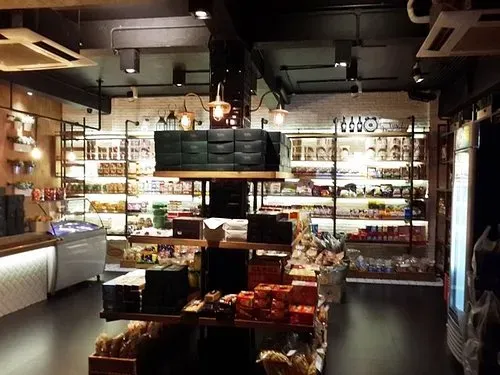 Cafe Pelangi.webp