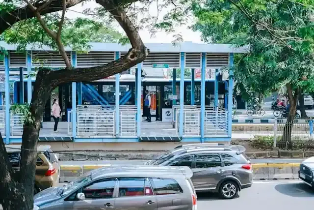 Cara Naik Transjakarta yang Nyaman
