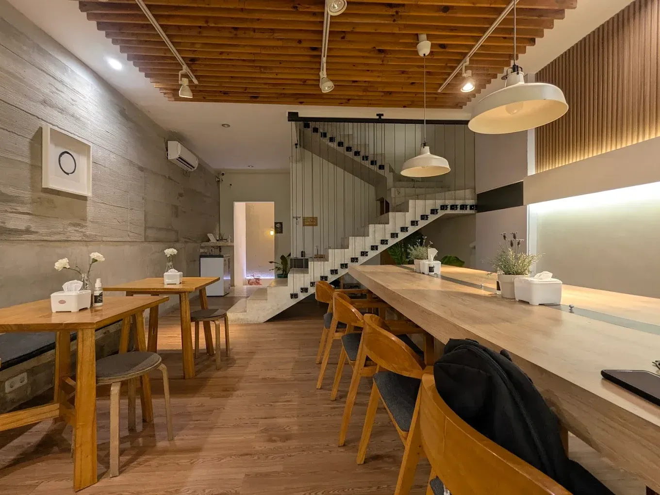 20 Coffee Shop di Tangerang untuk WFC & Buka 24 Jam, Banyak Colokan!