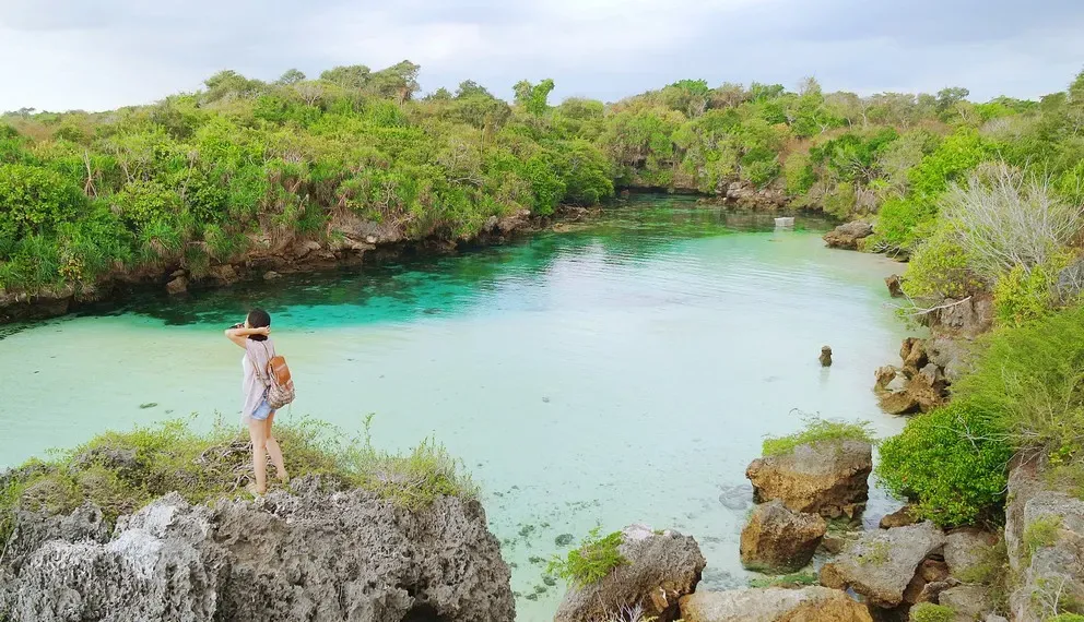 Danau Weekuri.webp