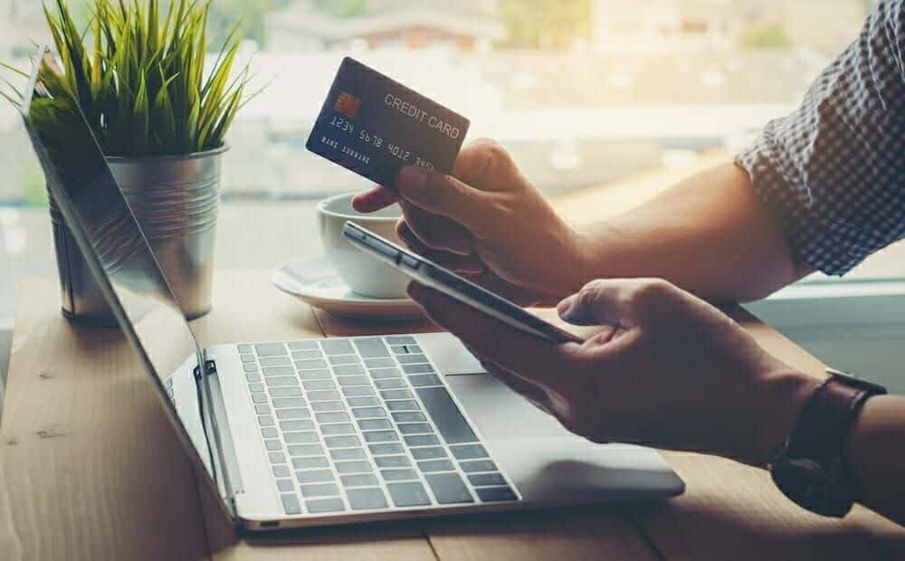 7 Corporate Credit Card Terbaik untuk Bagi Budget Per Tim di Kantor