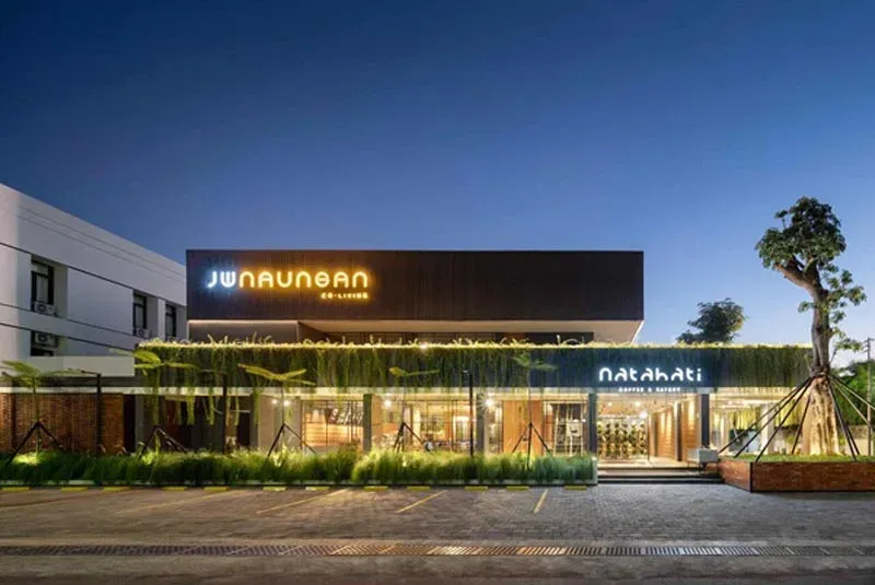 Natahati Coffee & Eatery.webp
