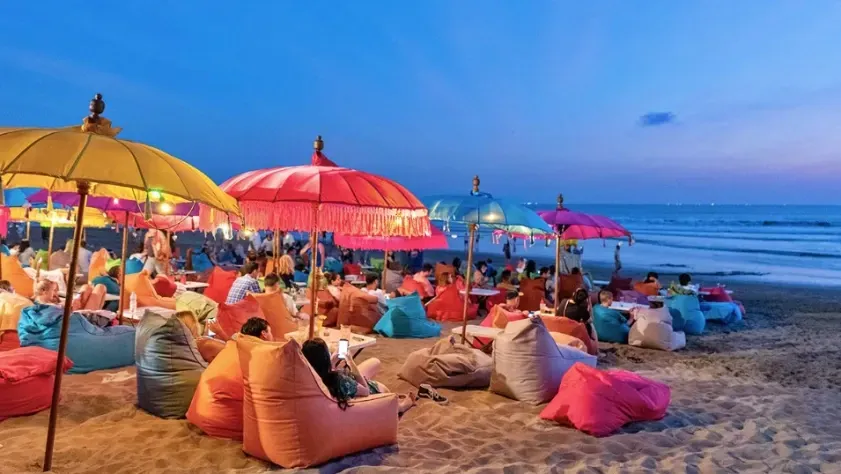 Pantai Double Six.webp