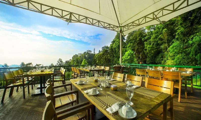 Puncak Pass Resort Cafe.webp