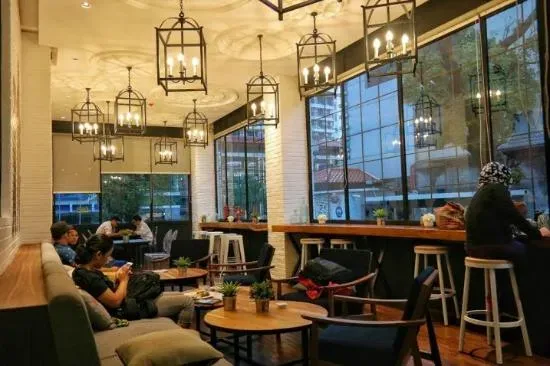 Roaster and Bear Restaurant.webp