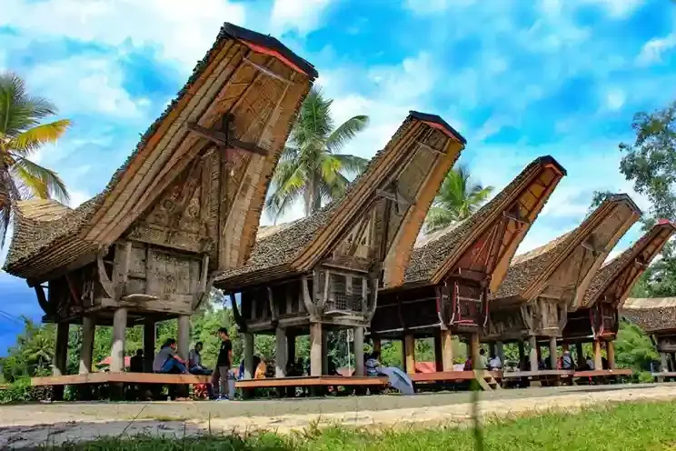 UMP Sulawesi Selatan Tahun 2025 Naik 6,5%, Wajib Simak Rinciannya!