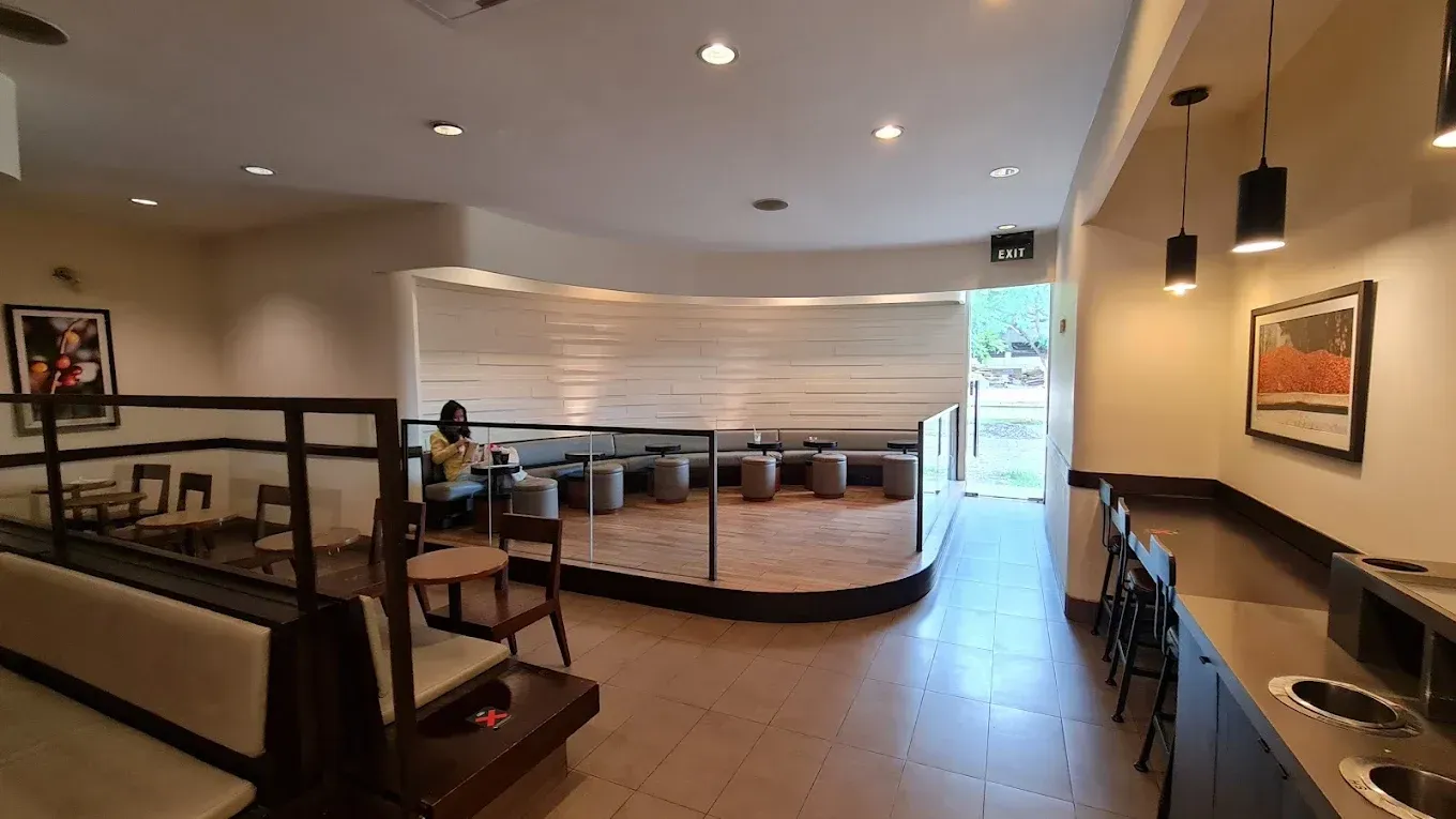 Starbucks Bintaro Sektor 9.webp