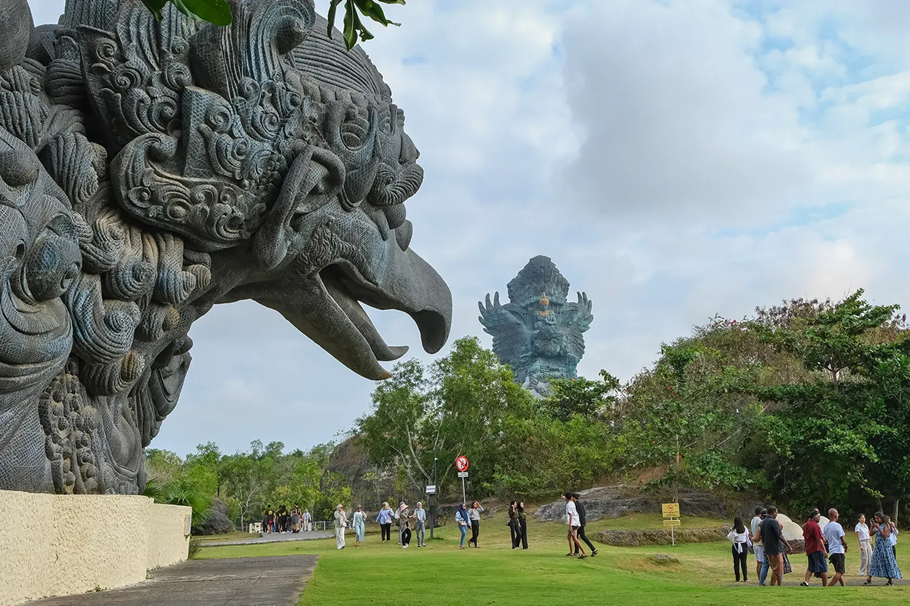 Taman Budaya Garuda Wisnu Kencana (GWK).webp