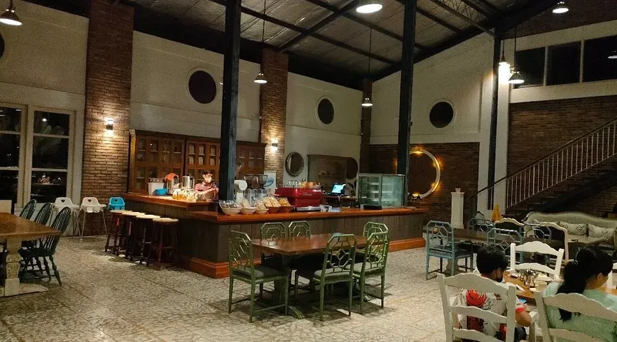 Teak Tree Eatery & Living.webp