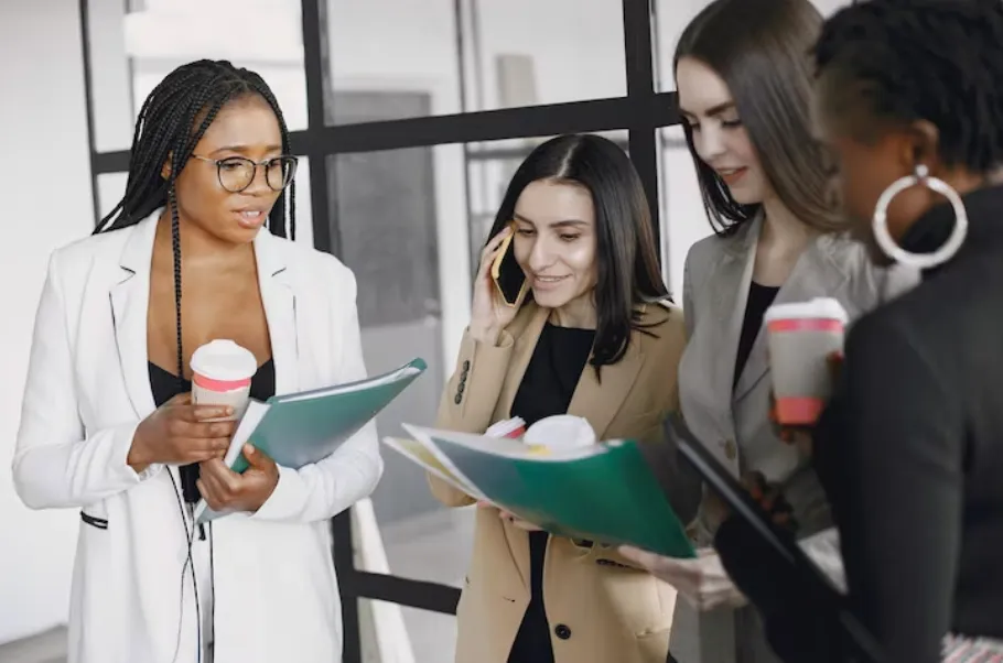 Tunjangan dan Benefit Public Relation.webp