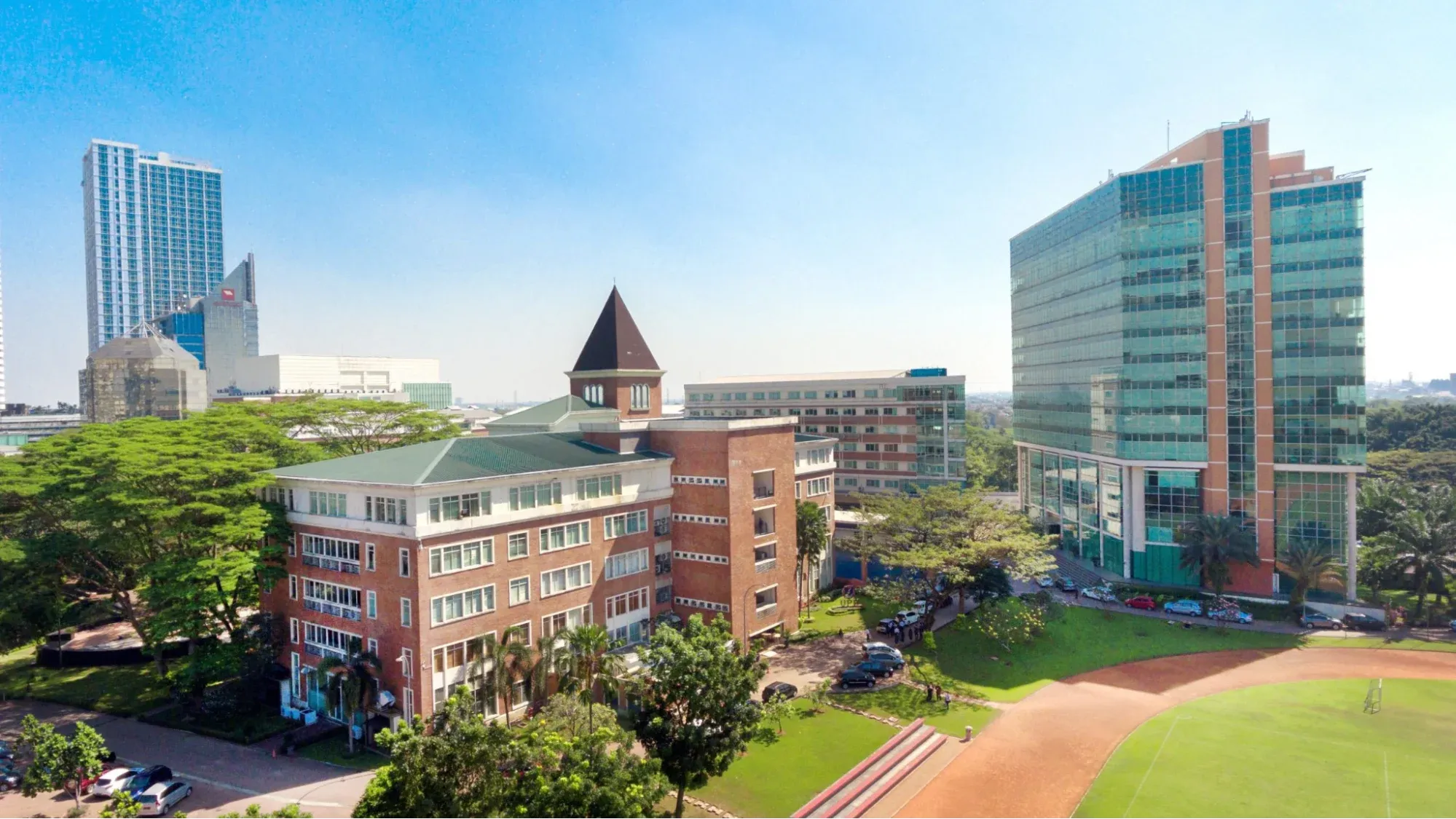 Universitas Pelita Harapan (UPH).webp