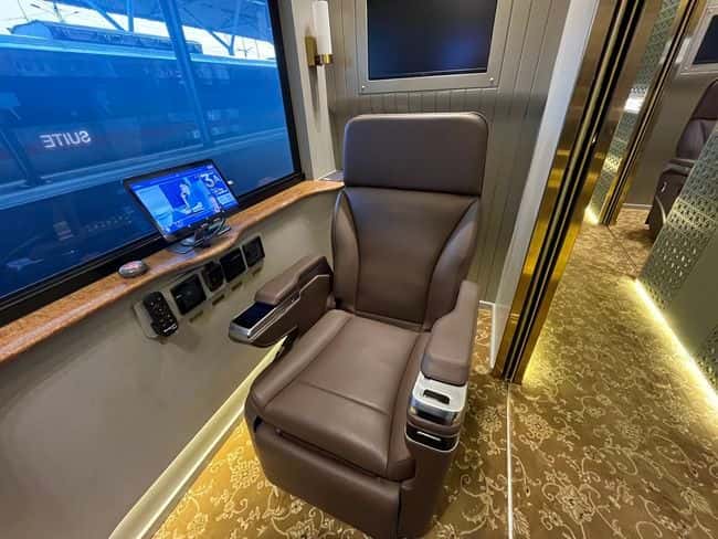 compartement suite argo bromo anggrek 3.jpeg