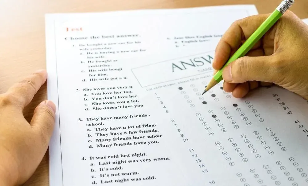 150 Contoh Soal TOEFL Terbaru + Jawaban & Pembahasan Lengkap