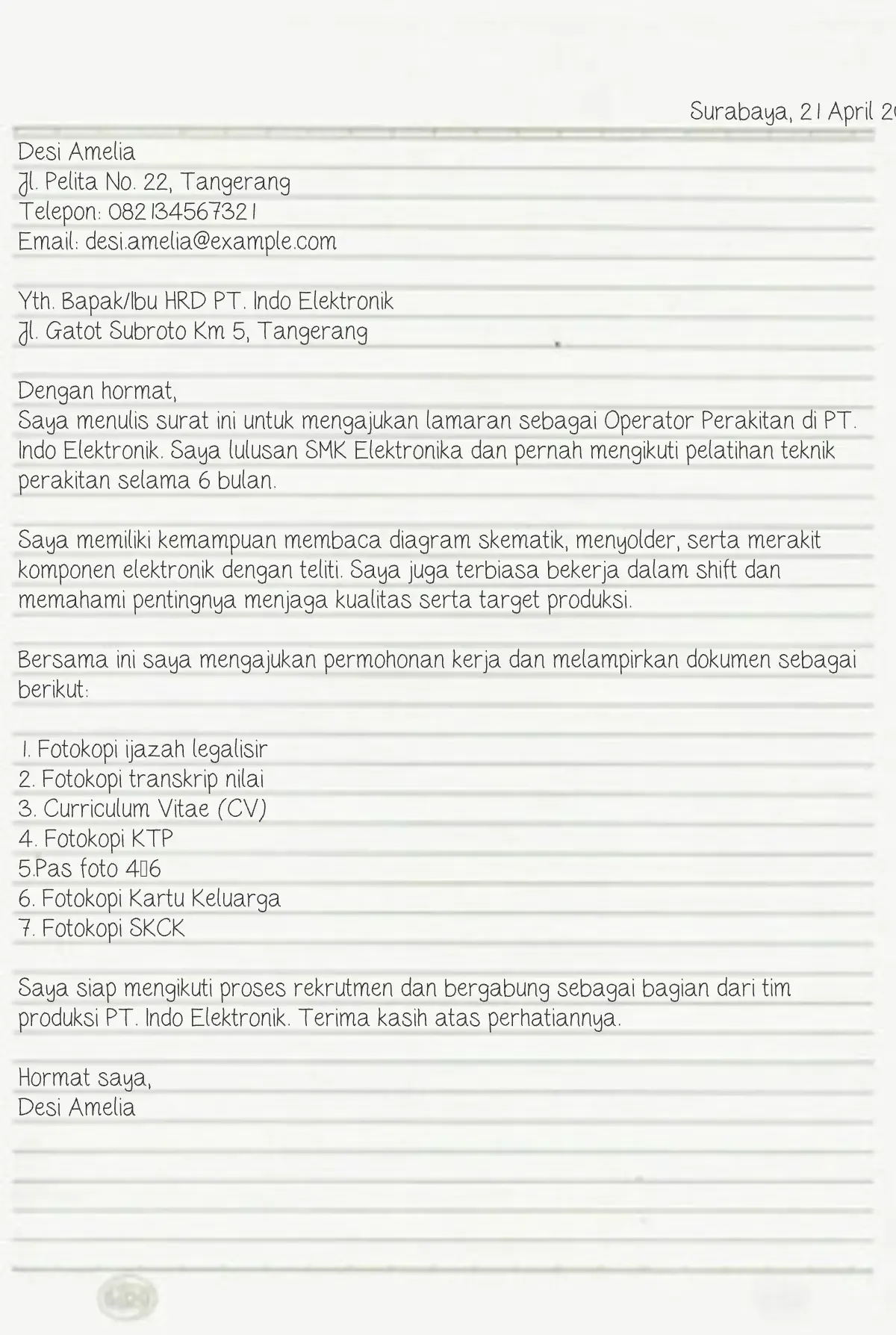 contoh surat lamaran kerja tulis tangan pabrik​