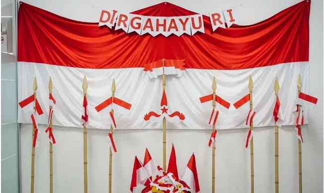 hiasan pojok merdeka dirgahayu RI.webp