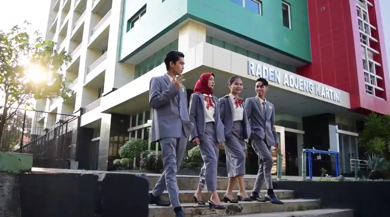 Jurusan Usaha Perjalanan Wisata UNJ