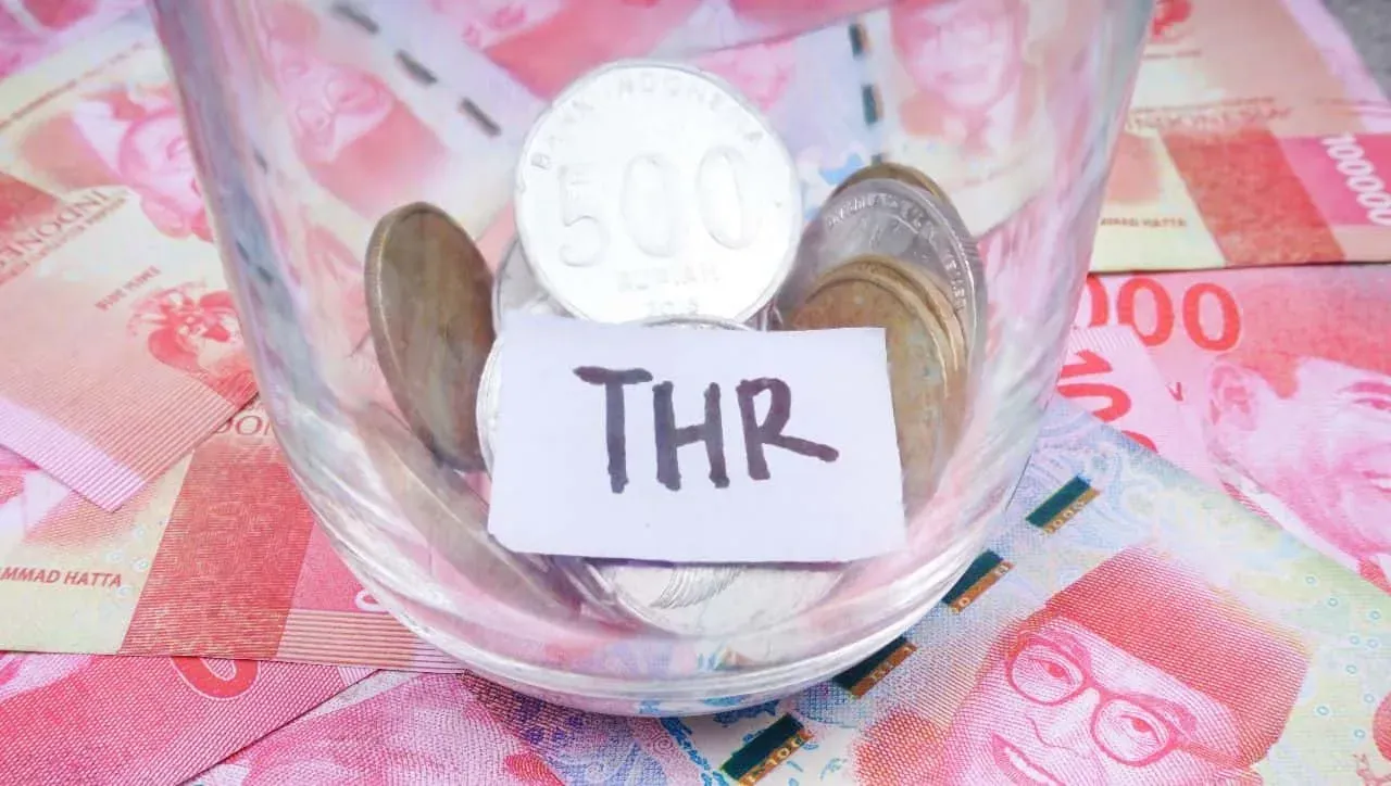 karyawan resign dapat thr