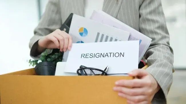Resign Ditolak? Ini Penyebab, Aturan Hukum, & Cara Menghadapinya