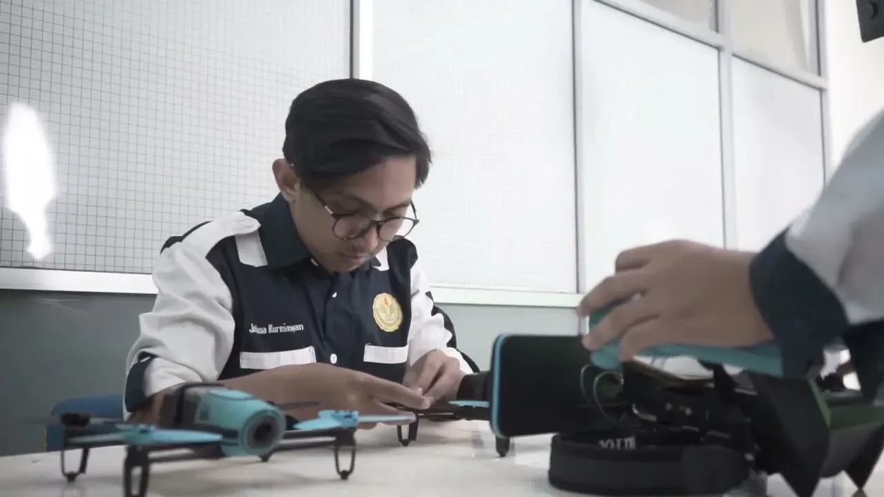 Jurusan Pendidikan Teknik Informatika dan Komputer (PTIK) UNJ