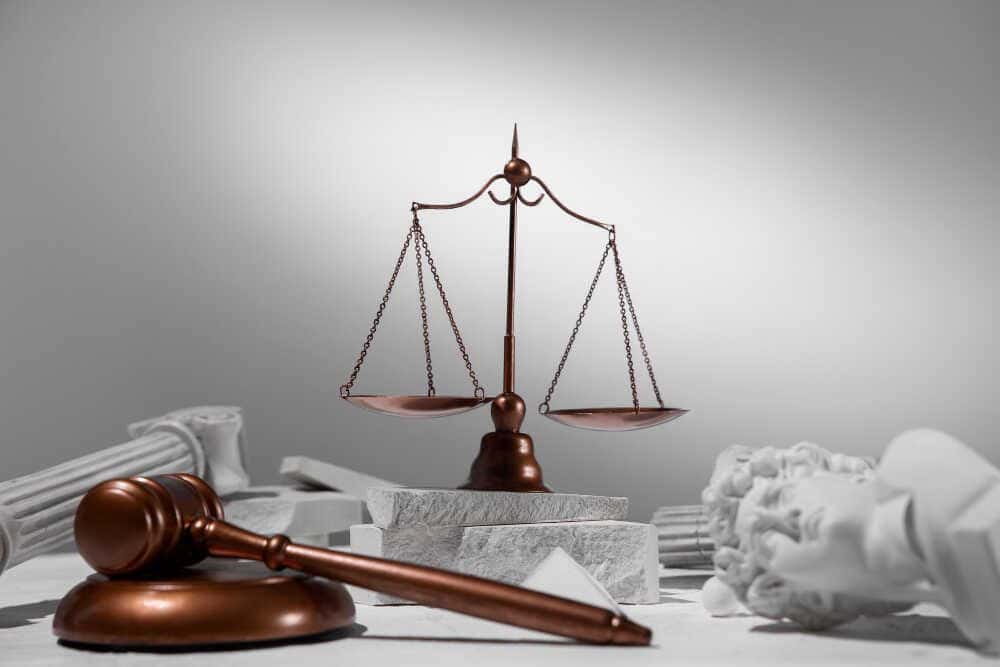 20 Istilah Hukum yang Wajib Diketahui Jobseeker & Karyawan