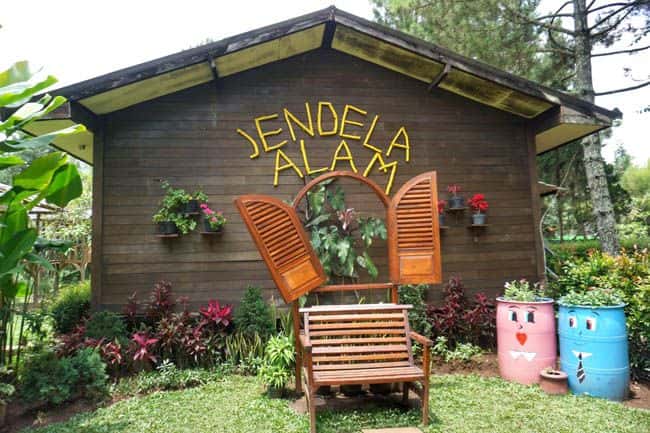 jendela alam