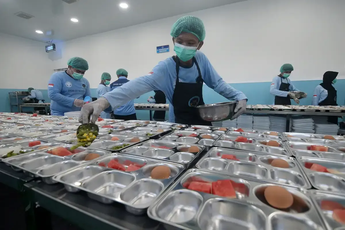 Gaji Karyawan MBG Bagian Chef, Cuci Ompreng, Ahli Gizi