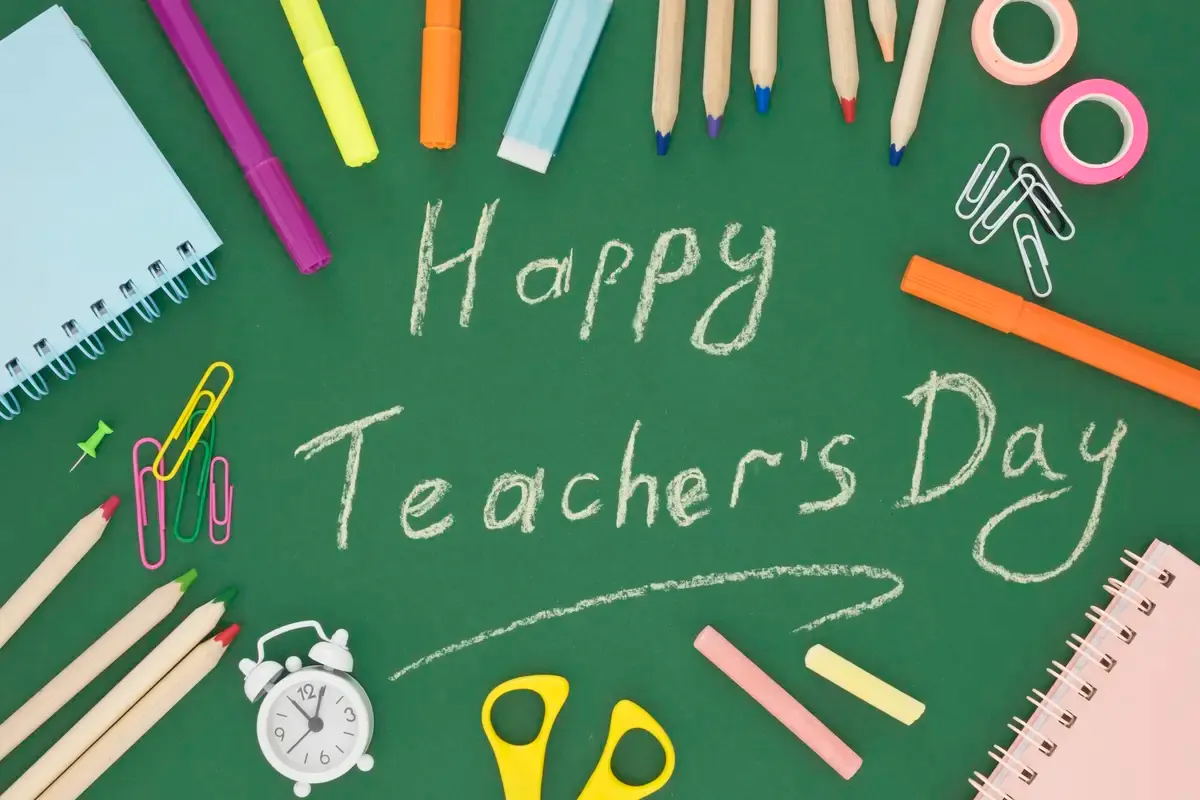 70+ Pantun Hari Guru Nasional 2025: Menyentuh Hati, Lucu, & untuk Pembuka MC