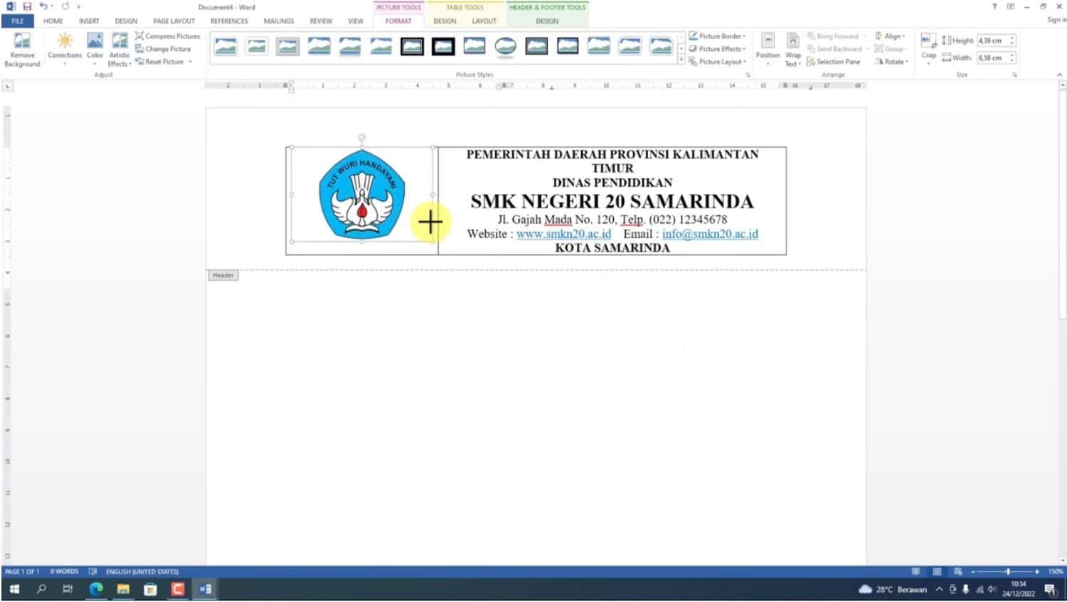 Menyesuaikan ukuran logo I Sumber: Youtube (Felly Tutorial)