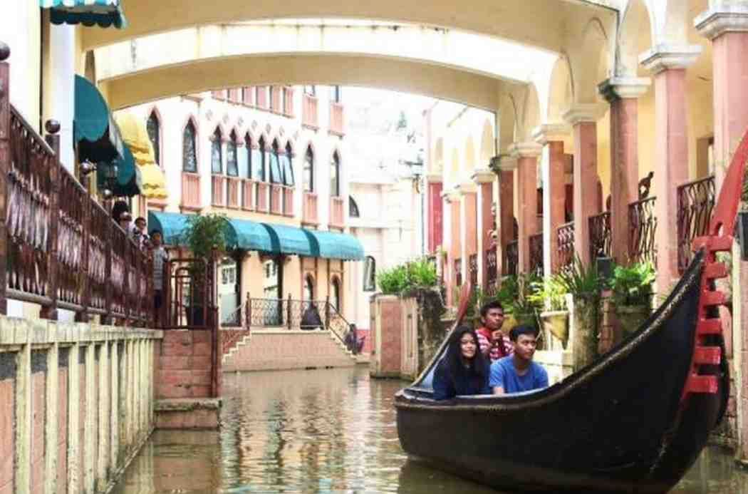 Little Venice Puncak I Sumber: Kompas